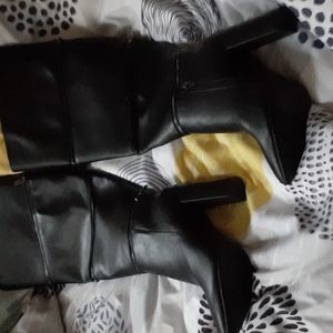 Tall faux leather boots🖤 Size 9.5 WC, Black